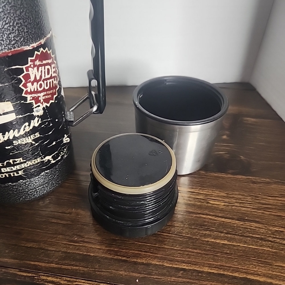 Vintage Sportsman Series Thermos 40 oz TherMax Stainless Steel Food Beverage - Picture 6 of 9